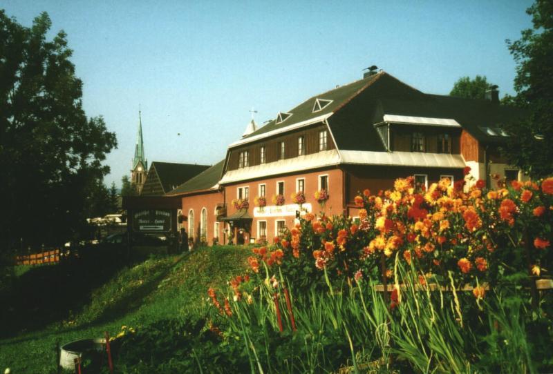 Gasthof-Pension Rotes Haus Oberwiesenthal Exterior photo